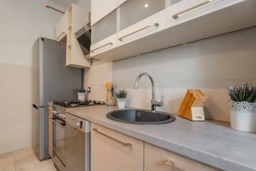 Szczecin ,  Jerzego Janosika   10