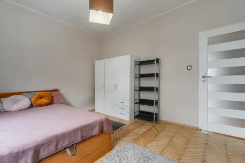 Szczecin ,  Jerzego Janosika   5