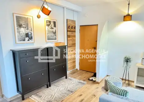 Gdynia ,  Komandorska   4