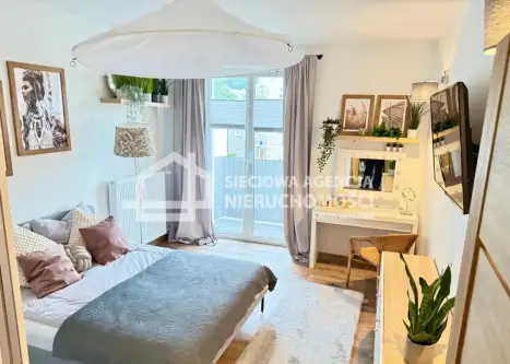 Gdynia ,  Komandorska   6