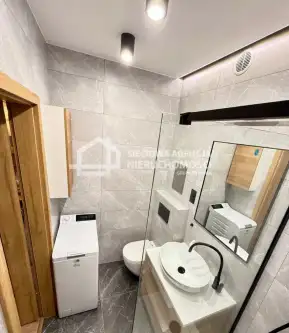 Gdynia ,  Komandorska   9