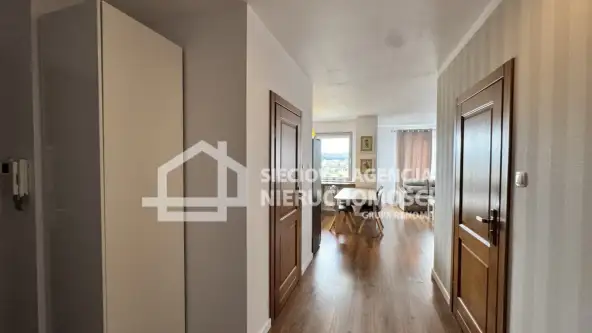 Gdynia ,  Legionów   12