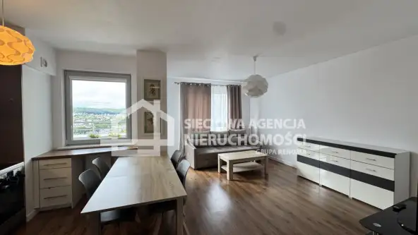 Gdynia ,  Legionów   2