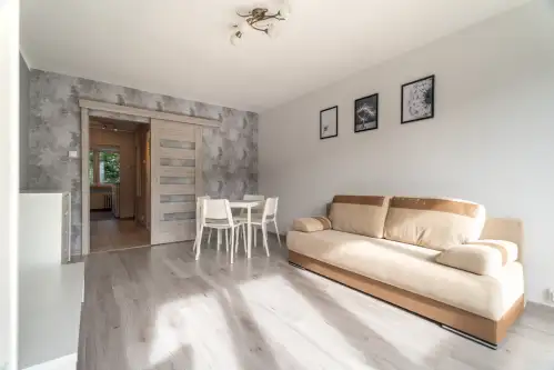 Szczecin ,  Legnicka   6