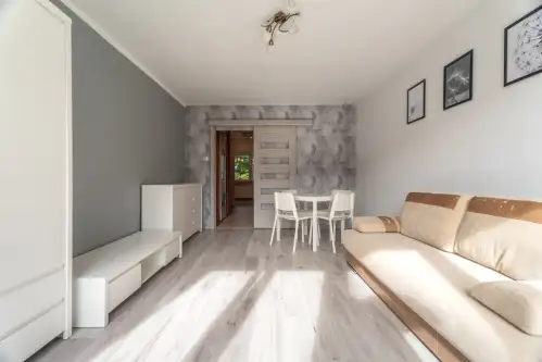 Szczecin ,  Legnicka   8