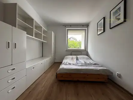 Gdynia ,  Modrzewiowa   13