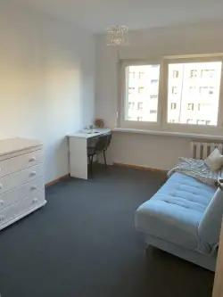 Poznań ,  os. Wichrowe Wzgórze   4