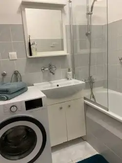 Poznań ,  os. Wichrowe Wzgórze   6