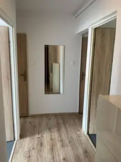 Poznań ,  os. Wichrowe Wzgórze   8