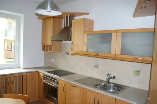 Warszawa ,  Zapustna   2