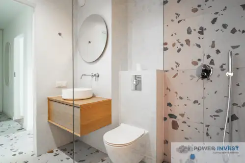 Kraków ,  Armii Krajowej   10