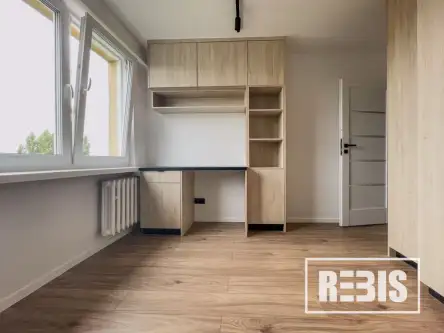 Kraków ,  Rolnicza   3