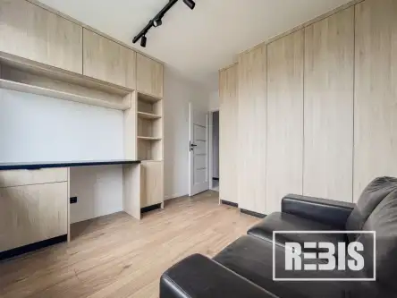 Kraków ,  Rolnicza   4