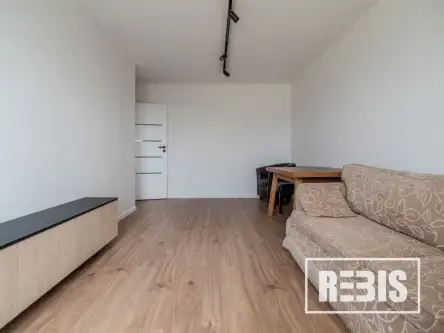 Kraków ,  Rolnicza   8