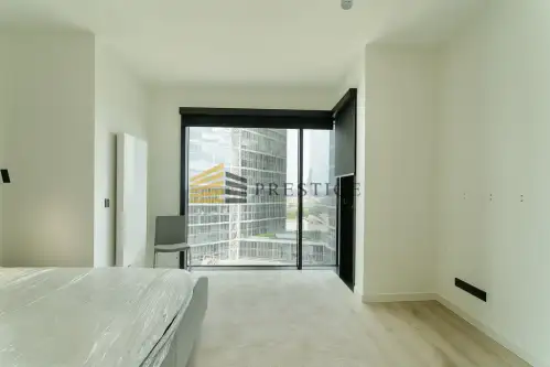 Warszawa ,  Prosta   11