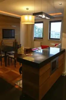 Warszawa ,  Kazimierzowska   4