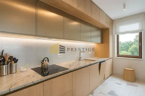 Warszawa ,  Leona Kruczkowskiego   4