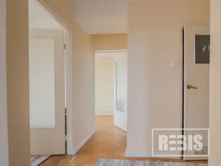 Kraków ,  Warmijska   6