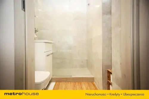 Warszawa ,  Grochowska   10