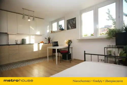 Warszawa ,  Grochowska   5