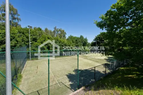 Sopot ,  Armii Krajowej   15