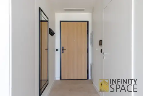 Warszawa ,  Prosta   11