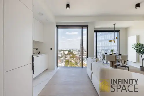 Warszawa ,  Prosta   2