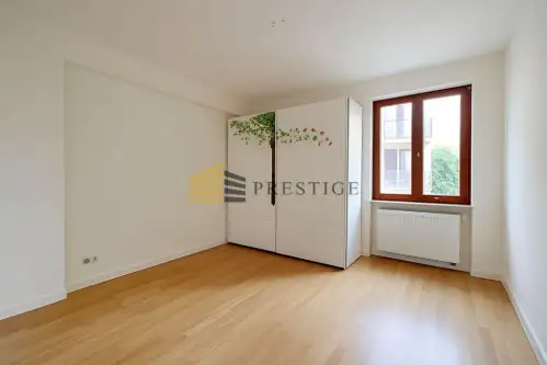 Warszawa ,  Płyćwiańska   12