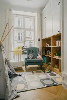 Warszawa ,  Flory   9