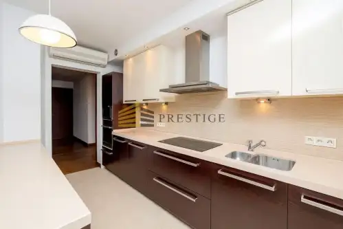 Warszawa ,  Kazimierzowska   4