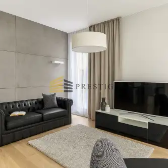 Warszawa ,  Obrzeżna   3