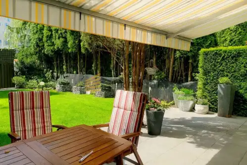 Warszawa ,  Macedońska   11