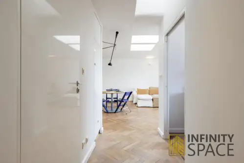 Warszawa ,  Marszałkowska   8