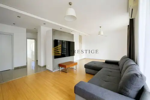 Warszawa ,  al. Wojska Polskiego   2