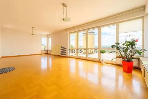 Warszawa ,  Grochowska   3