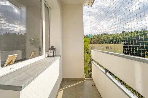 Police ,  Przyjaźni   12