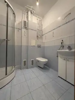 Warszawa ,  Puławska   3