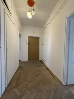 Warszawa ,  Puławska   5