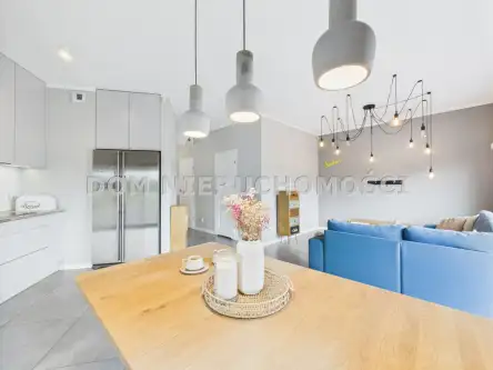 Olsztyn ,  Armii Krajowej   3