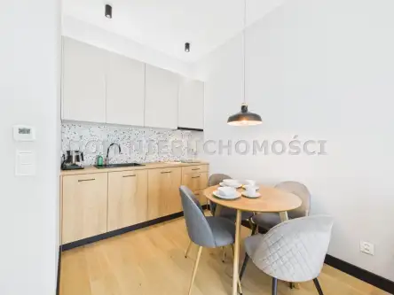 Olsztyn ,  Kapitańska   12