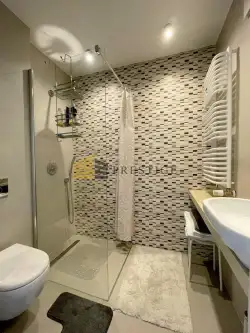 Warszawa ,  Jugosłowiańska   12