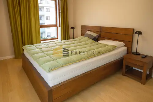 Warszawa ,  Al. Rzeczypospolitej   4