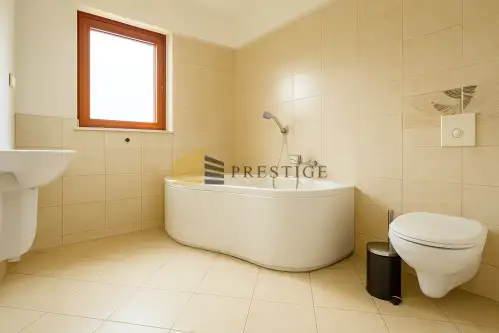 Bielawa ,  Warszawska   9