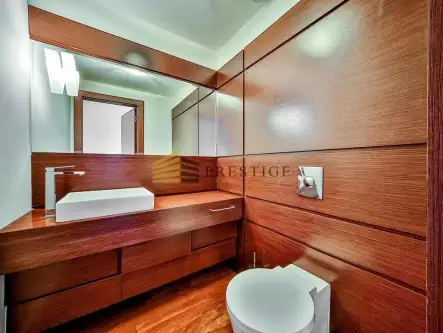 Warszawa ,  Zbyszka Cybulskiego   17