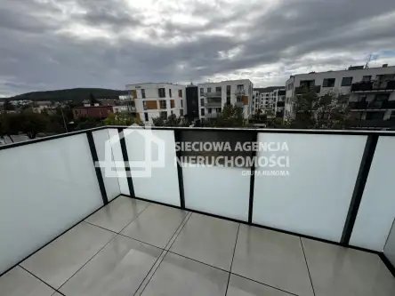 Rumia ,  Tysiąclecia   11