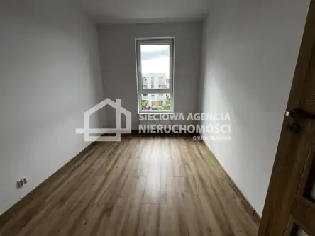 Rumia ,  Tysiąclecia   3