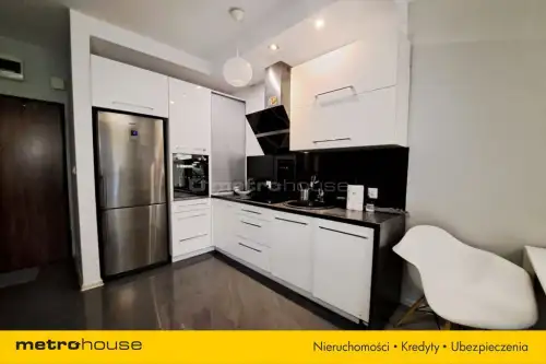 Warszawa ,  Człuchowska   3