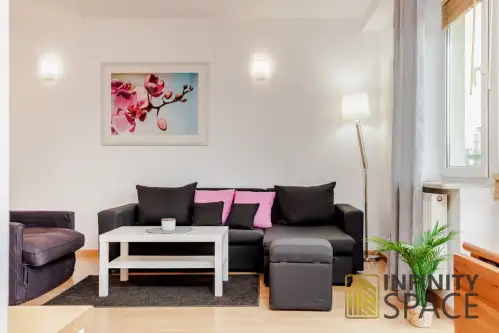 Warszawa ,  Górczewska   3