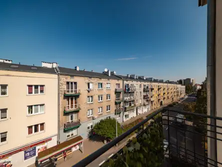 Warszawa ,  Dolna   4