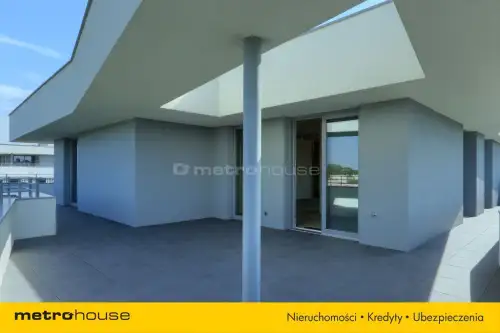 Łódź ,  Nad sokołówką   19